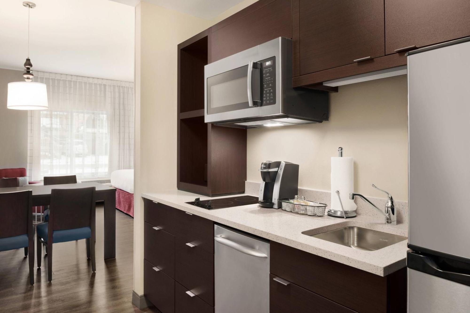 Towneplace Suites By Marriott Dubuque Downtown Ngoại thất bức ảnh